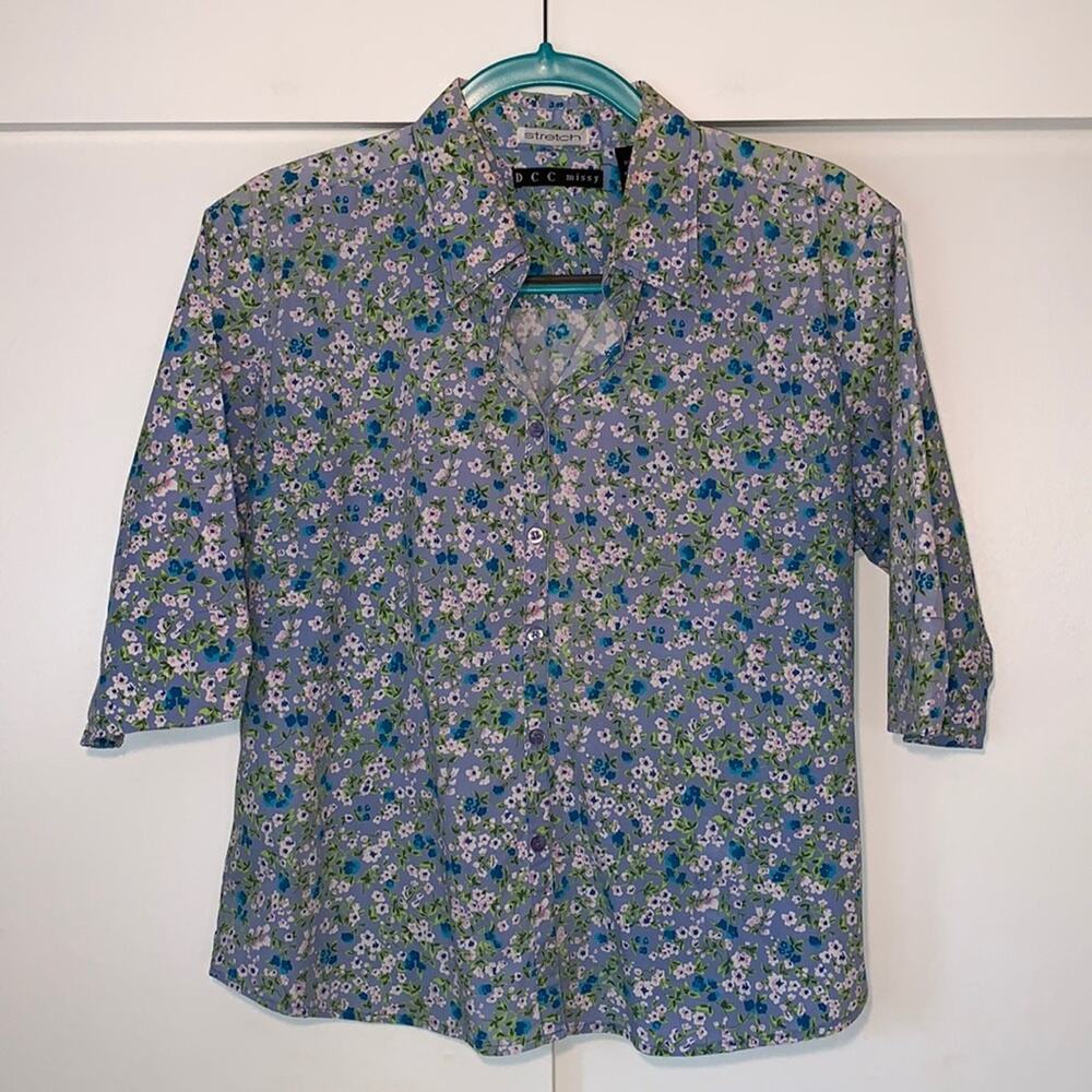Stretch floral button down blouse